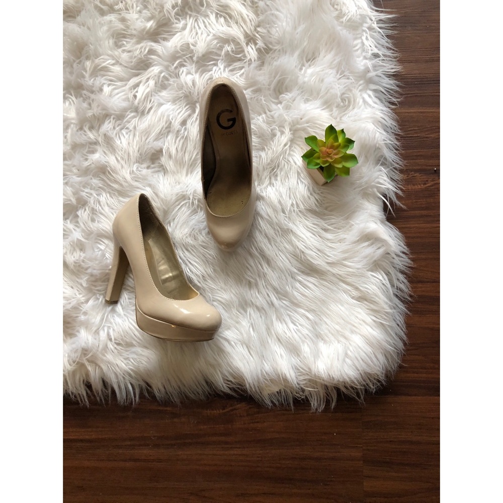 GUESS platform pumps - Picture 2 of 6